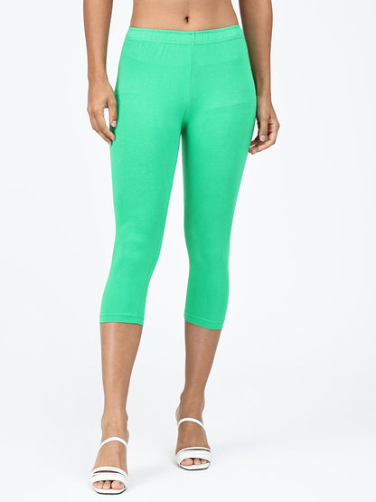 Parrot Green