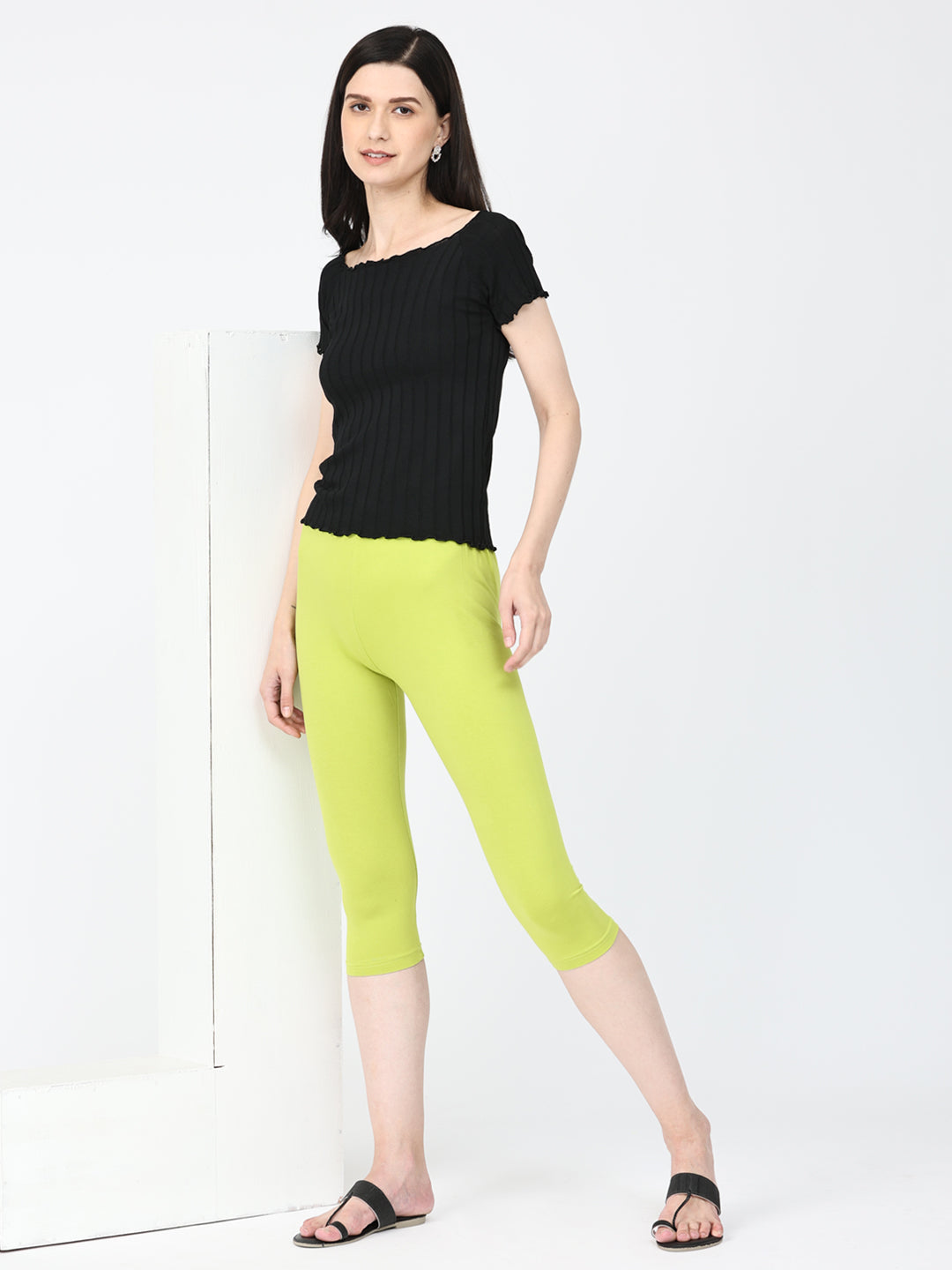 Robinbosky Premium Women Capri Leggings